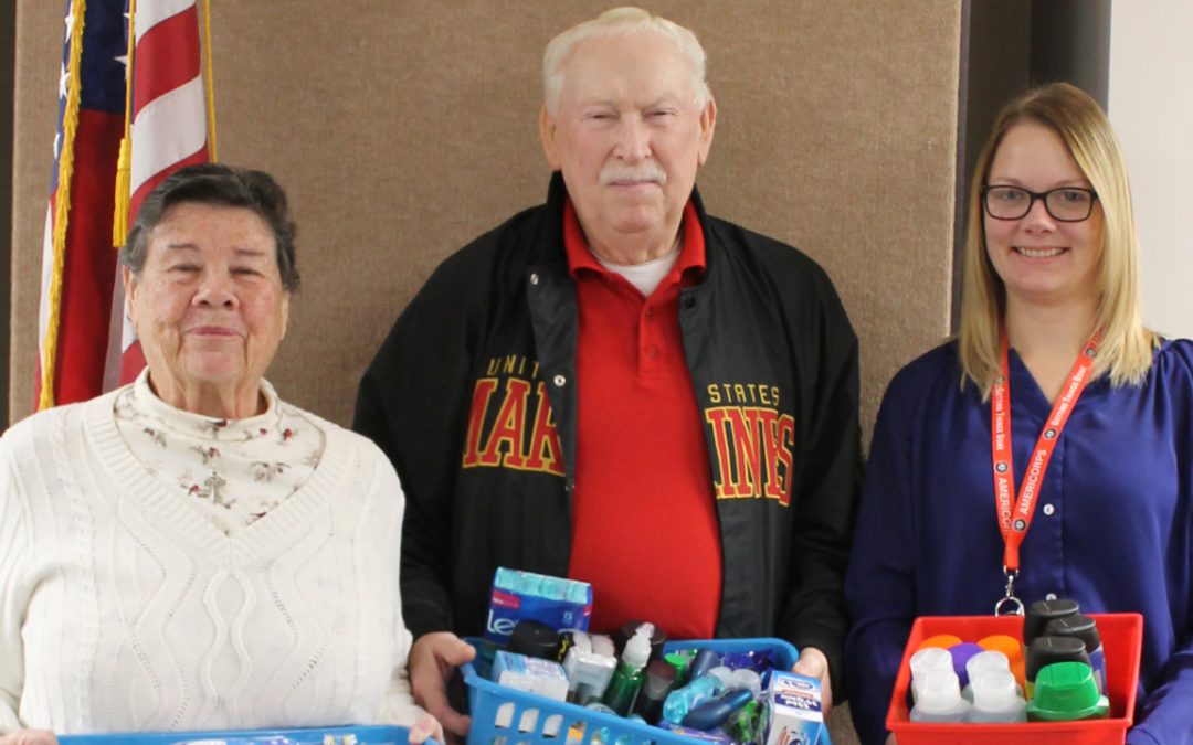 AmeriCorps Members Collects Donations for Veterans