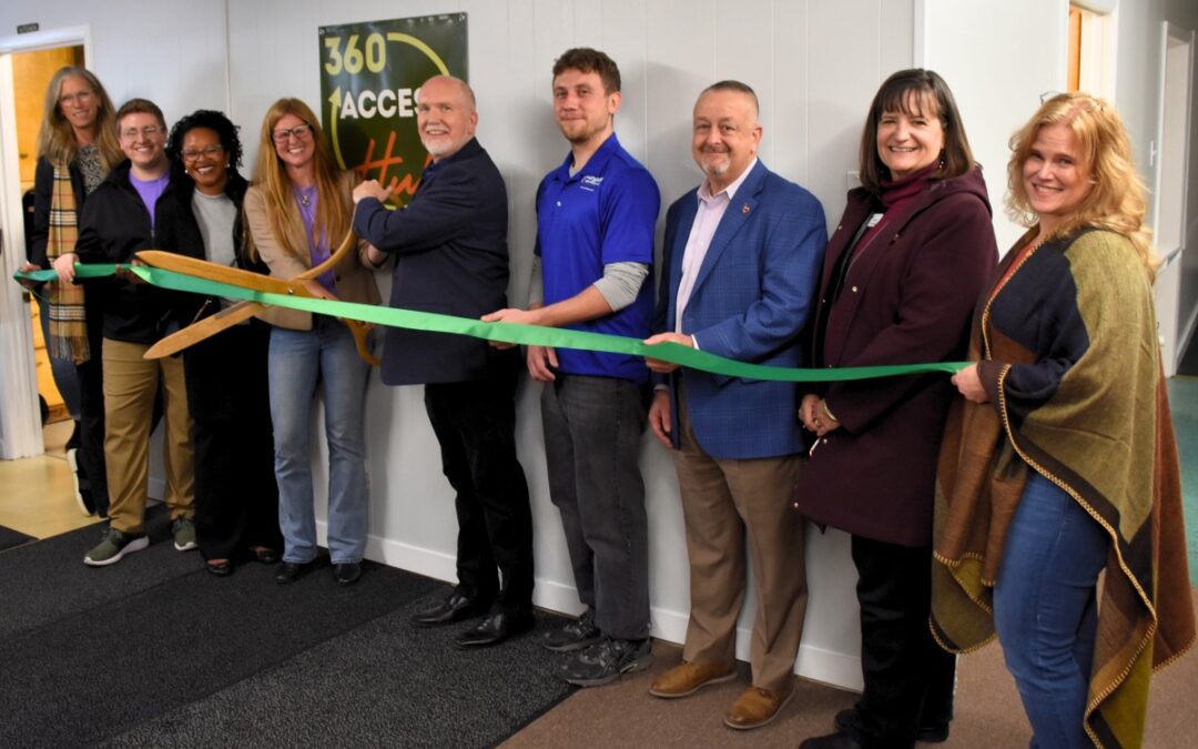 360 Access Hub Ribbon Cutting Held in Oakland